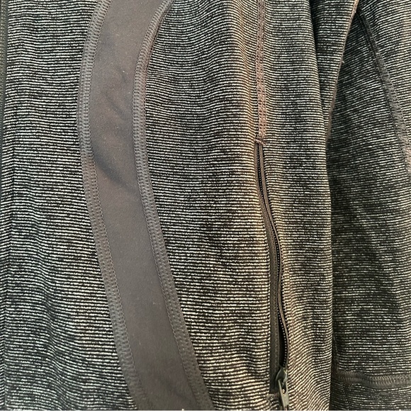 Lululemon Jacket - Picture 4 of 5